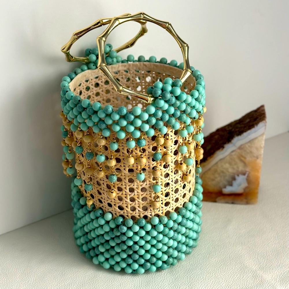 Bucket bag